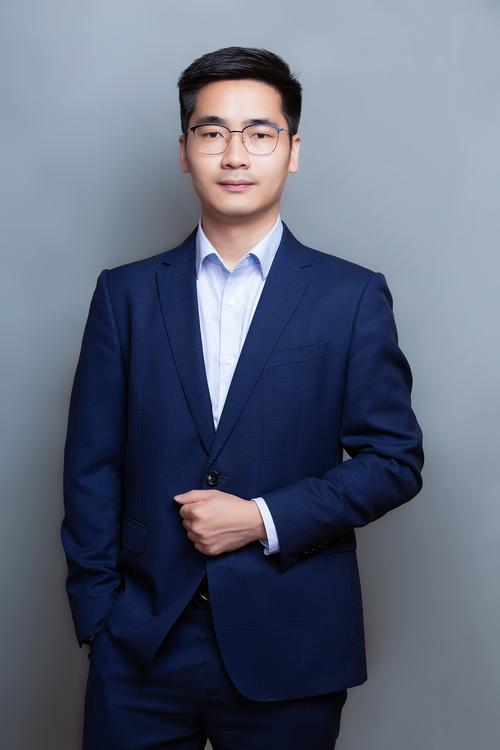 郑代春 客户策略总监